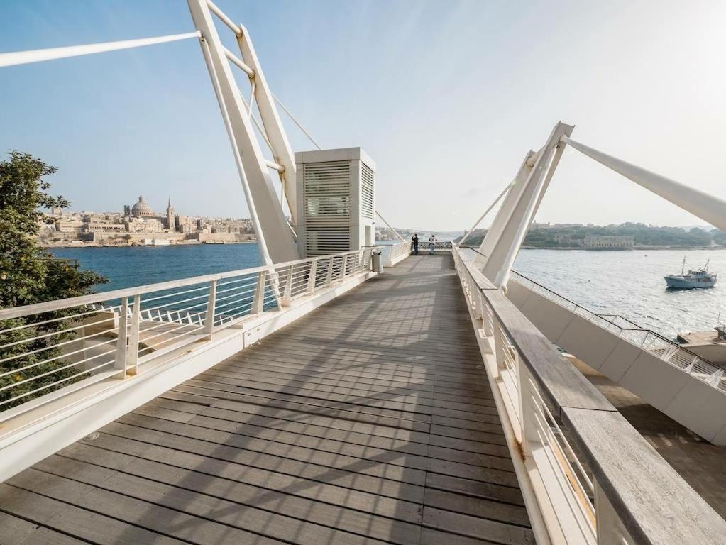 Modern 1Br Maisonette Steps From The Promenade 斯利马 外观 照片